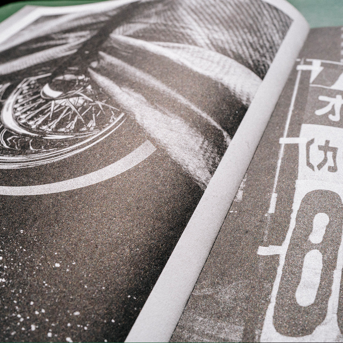 FloFilz – Hagaki (Photo Zine, Riso-printed)